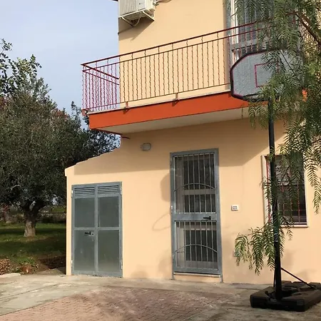 Casa Degli Ulivi * Laterza